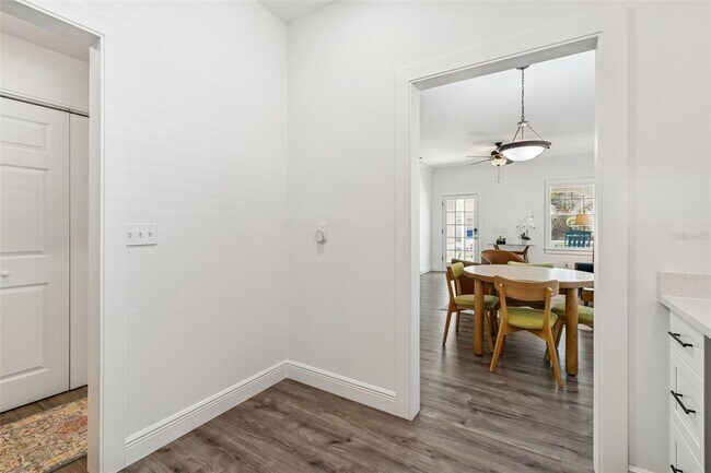 Building Photo - 12715 Taylor Nicolas Dr