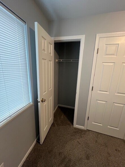Building Photo - 5531 Andrews Dr