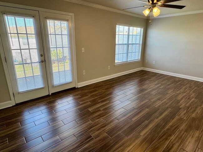 Living/Dining Combo - 581 Wingspan Way