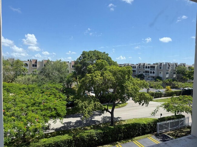 Building Photo - 7730 Camino Real