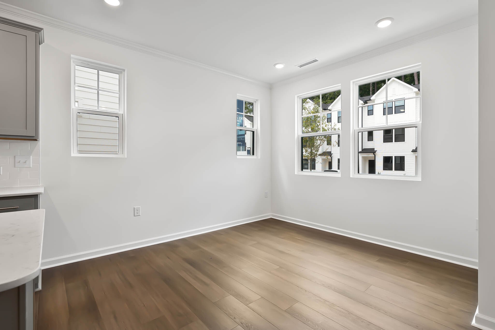 Building Photo - 1532 Crescent Townes Way