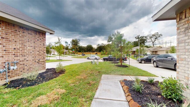Building Photo - 1206 Silver Fir Ct