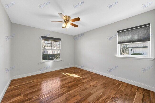Building Photo - 709 Cimarron Trail