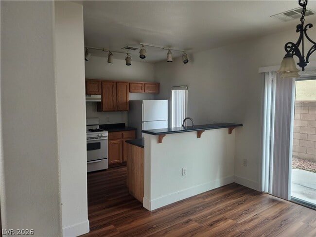 Building Photo - 6312 Rolling Rose St