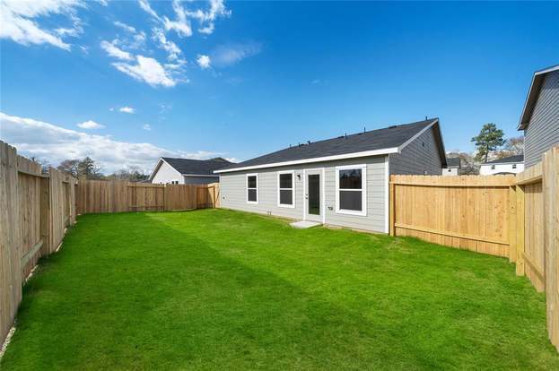 Building Photo - 15708 Del Norte Dr