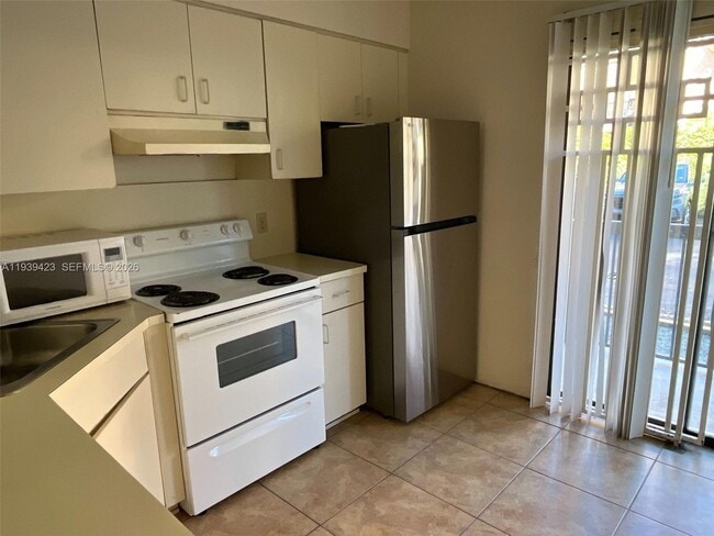 Building Photo - 5300 W 21st Ct