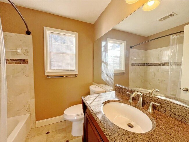 Building Photo - 2896 Landington Way NW