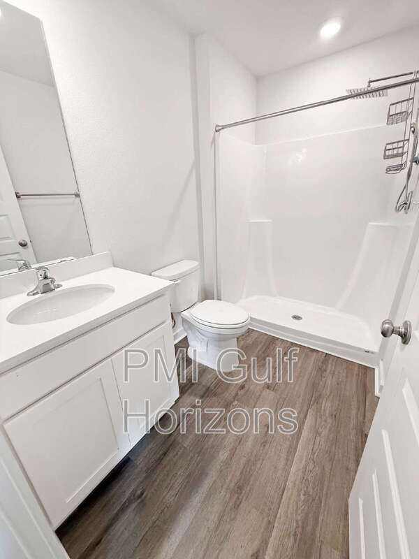 Building Photo - 20 Spoonbill St