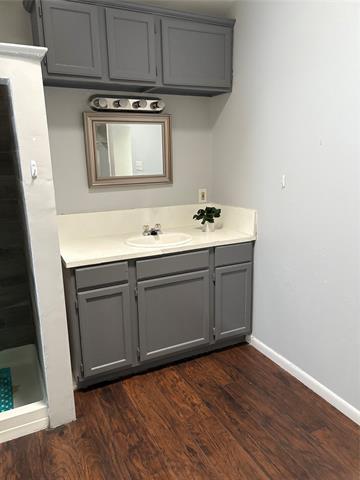 Building Photo - 12404 Sunland St