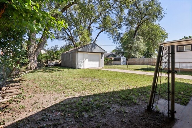 Building Photo - Now Available! West Side Two Bedroom Home ...