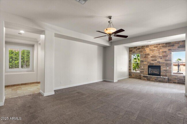 Building Photo - 3410 E Vallejo Ct