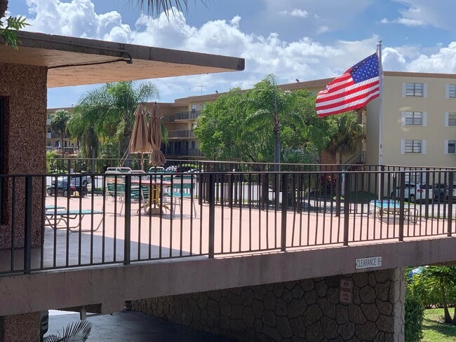 Building Photo - 9370 SW 8th St