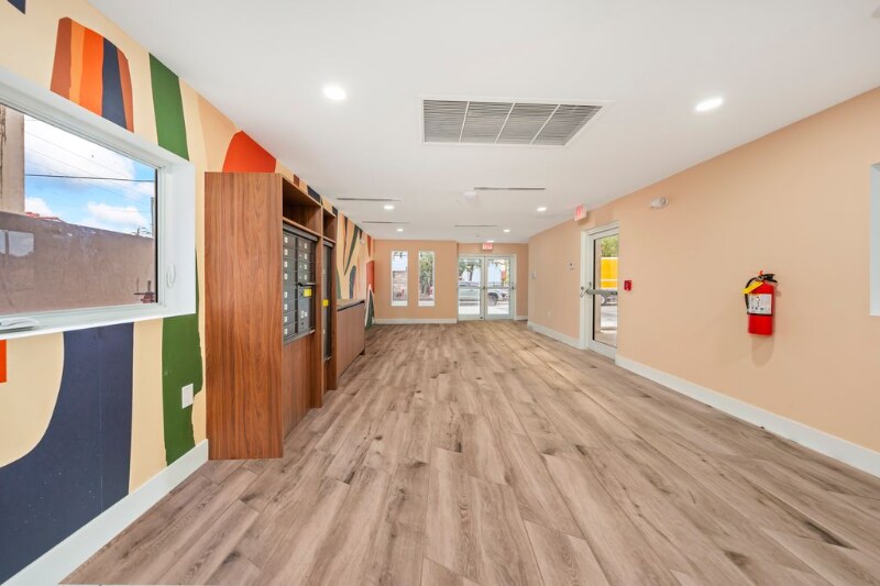 Building Photo - 32 NW 14th Ave