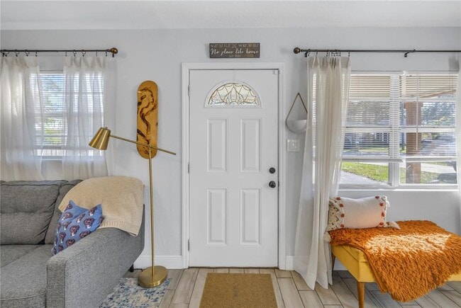 Building Photo - 3605 W Iowa Ave