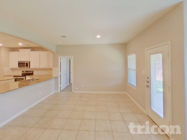 Building Photo - 3213 Shady River Trail