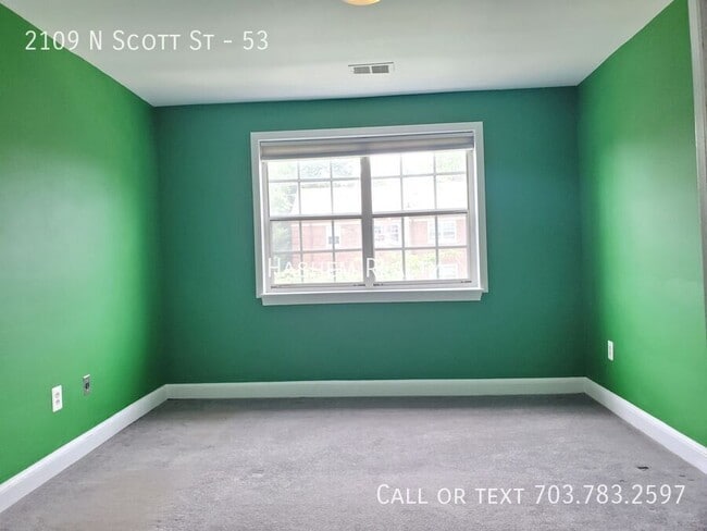 Building Photo - 2109 N Scott St