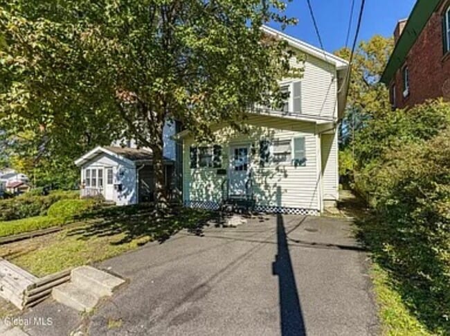 Building Photo - 1508 Tibbits Ave