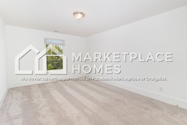 Building Photo - 148 Briar Rd