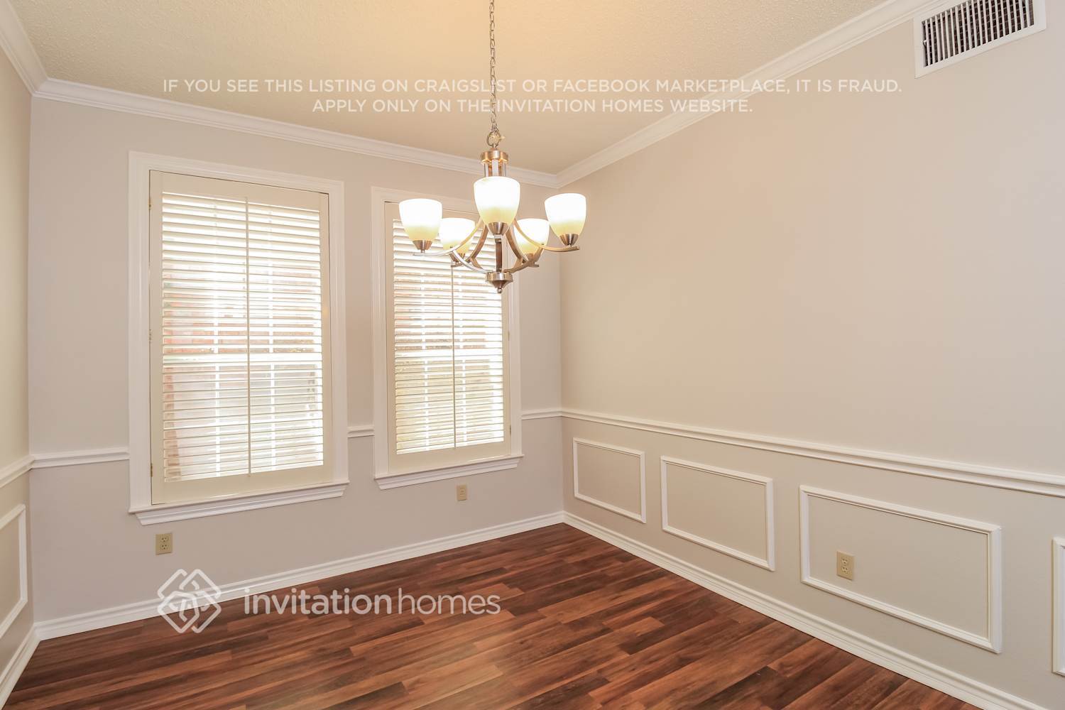 Building Photo - 18749 Vista Del Sol