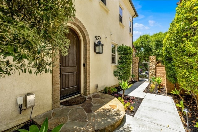 Building Photo - 28181 Via Del Mar