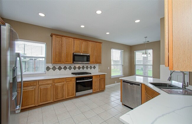 Building Photo - 12138 Canyon Arbor Way