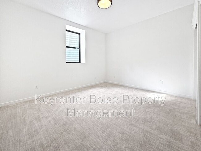 Building Photo - 2206 N 20th St