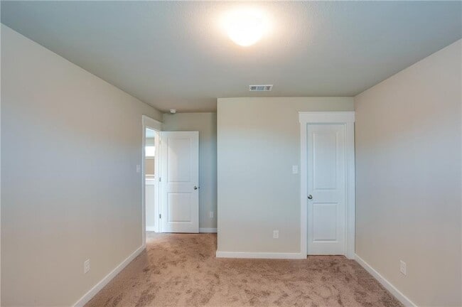 Building Photo - 17404 Bay Skipper Dr