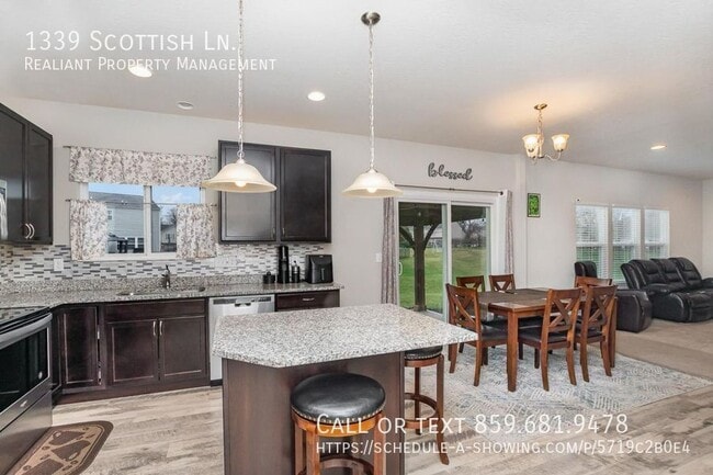Building Photo - 1339 Scottish Ln