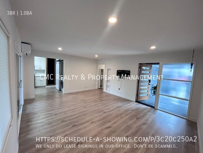 Building Photo - 3009 McNab-