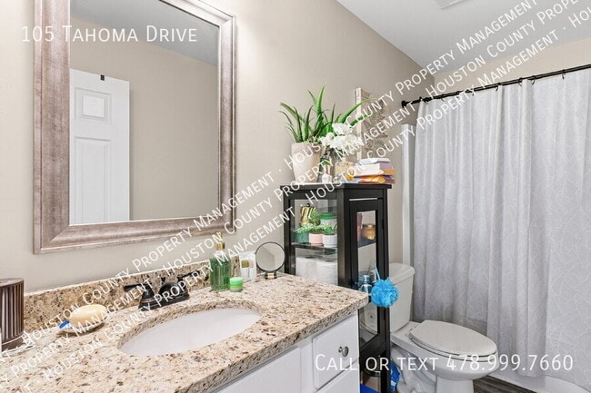 Building Photo - 105 Tahoma Dr