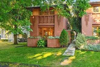 Building Photo - 2105 N 33rd St