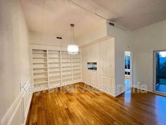 Building Photo - 116 Roberts Ln