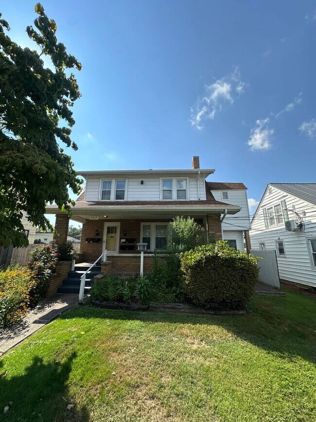 Building Photo - 2317 Broad St