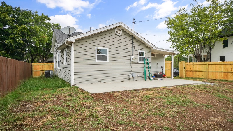 Building Photo - 1816 Eastside Ave