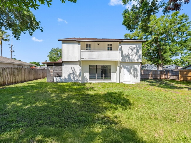 Building Photo - 15307 Summerwind Dr
