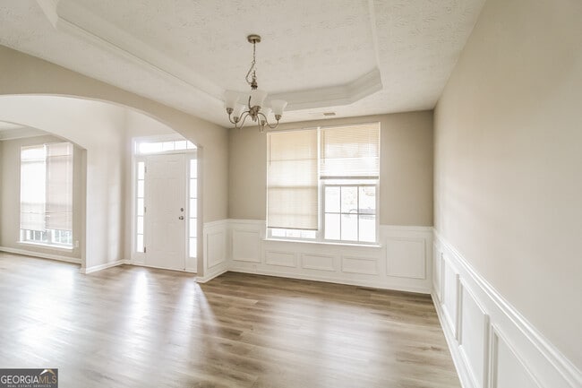Building Photo - 75 Valley Brook Dr