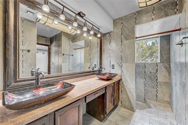 Building Photo - 6975 O'Bannon Dr