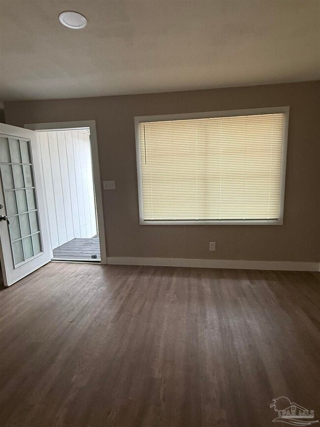 Building Photo - 8024 Hayworth Ave