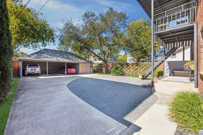 Building Photo - 505 Harvard St