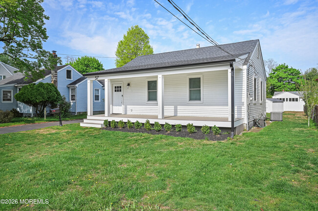 Building Photo - 57 Villa Pl