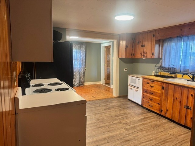 Building Photo - 31 Queen Rd