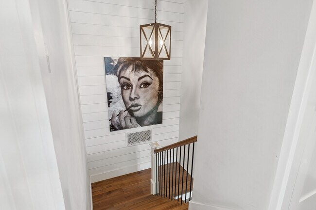 Building Photo - 1810 Quail Ct