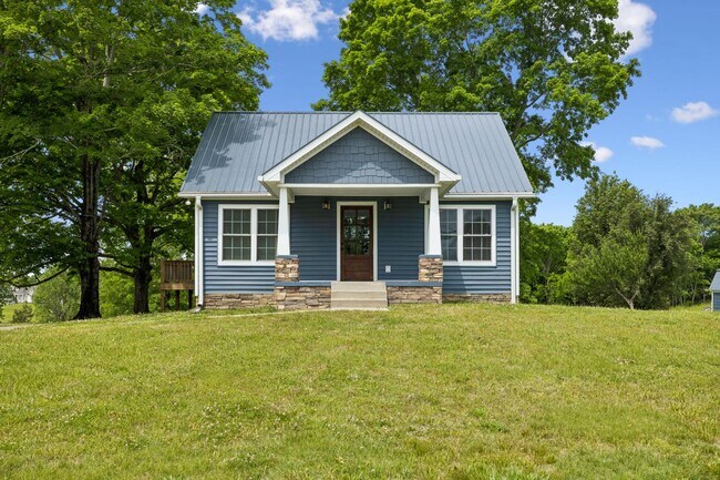 Building Photo - 3125 Hwy 49 E