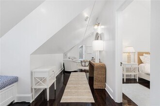 Building Photo - 8 Brenton Rd