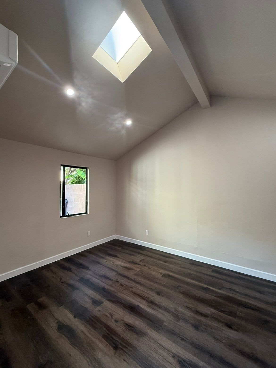 Living Space - 764 Ohio Ave
