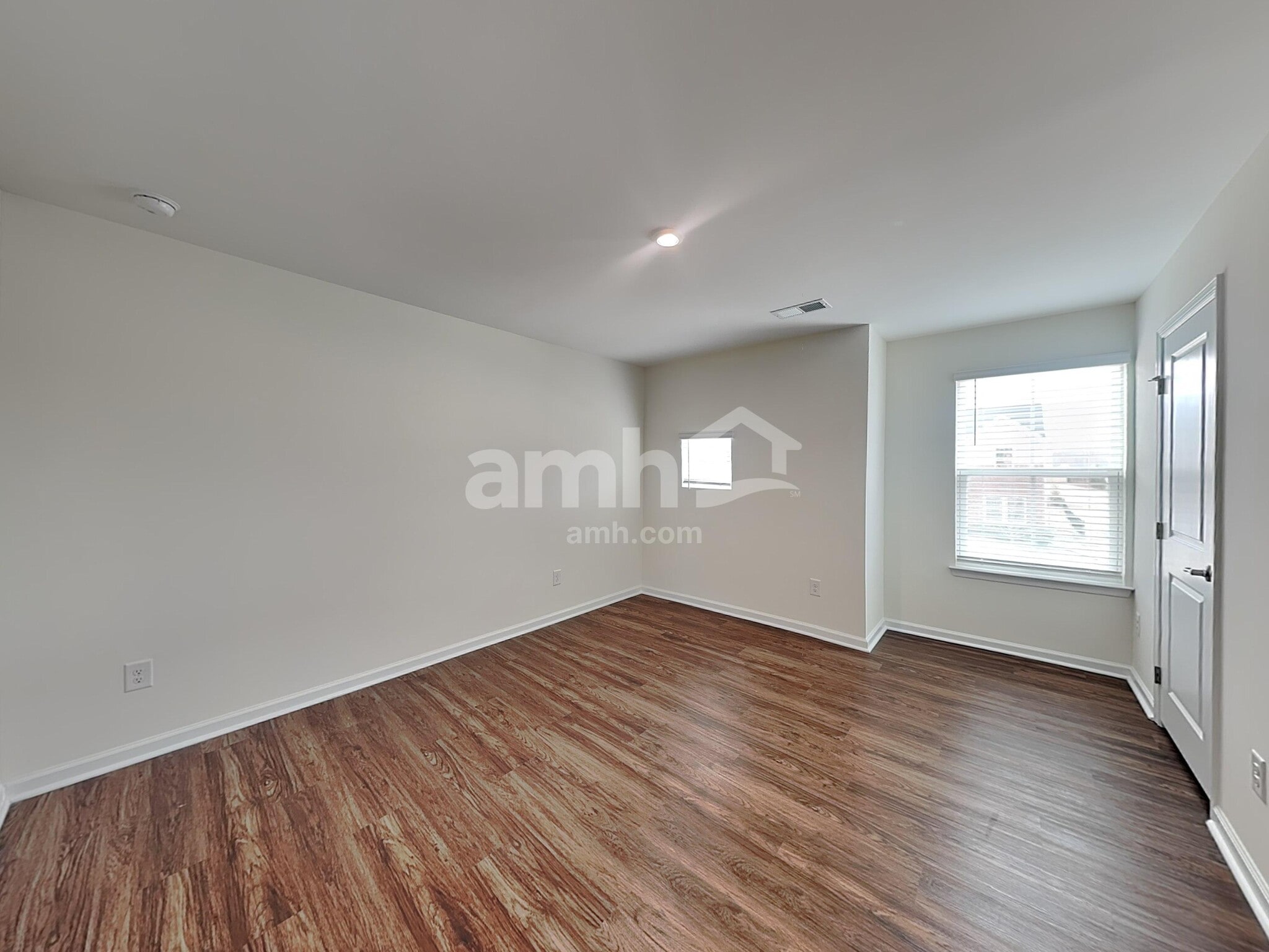 Building Photo - 5054 Twin River Dr