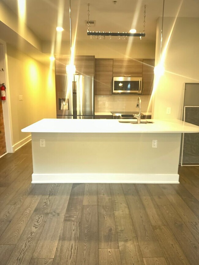 Building Photo - Modern 2 Bedroom, 2 Bathroom Penthouse with Parking in Historic LeDroit Park