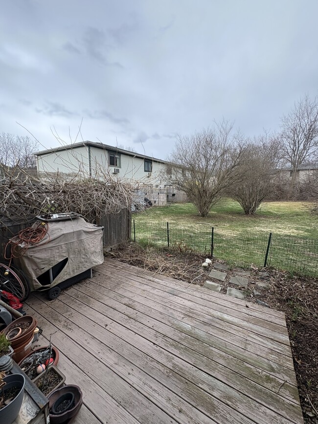 Building Photo - 51 The Brook