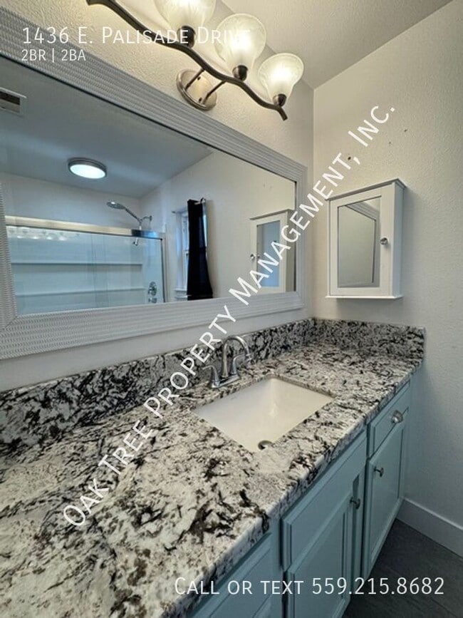 Building Photo - 1436 E Palisade Dr