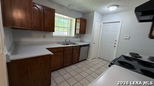 Building Photo - 9039 Wellesley Manor Dr